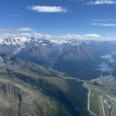 Flugwegposition um 13:35:05: Aufgenommen in der Nähe von Maloja, Schweiz in 3953 Meter